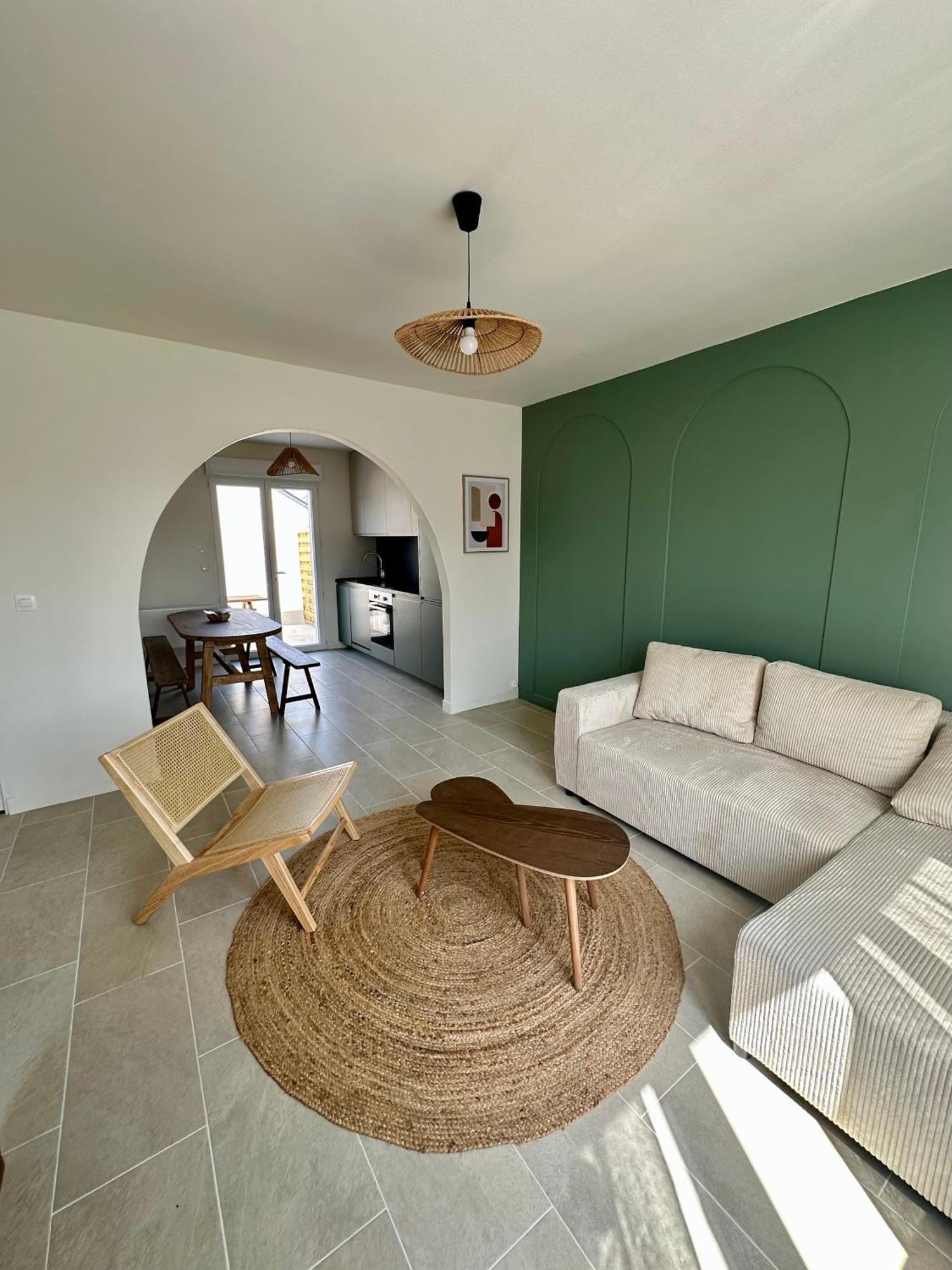 Holiday home Charmante Maison Avec Terrasse